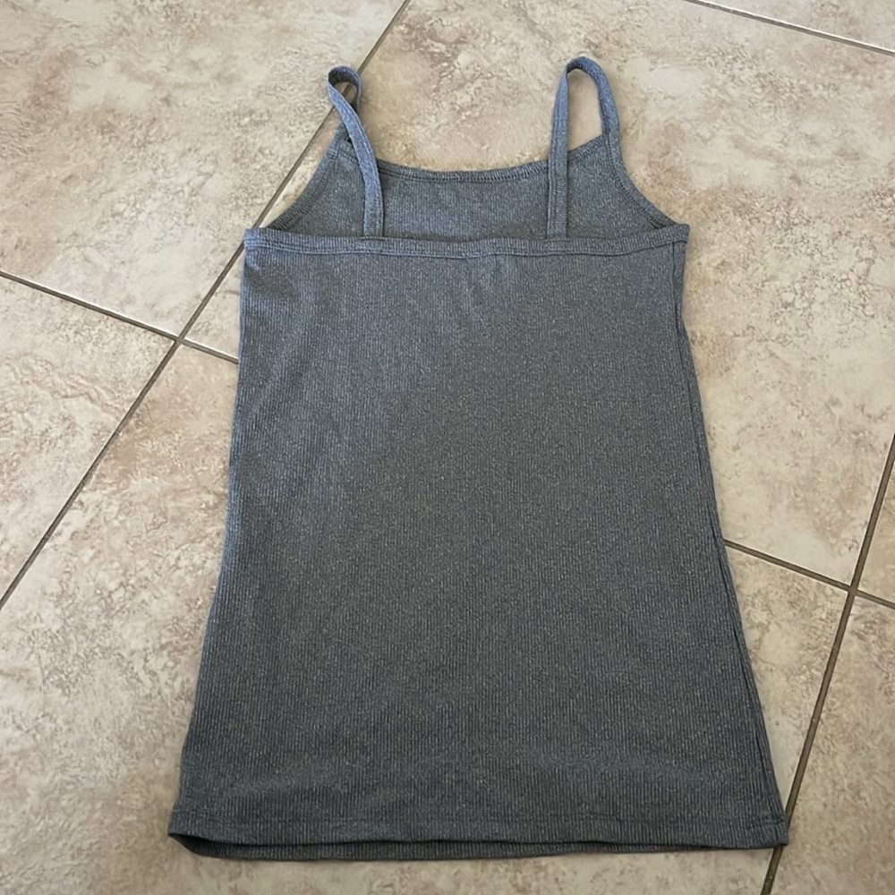 Basic Tank - Picture 3 of 4
